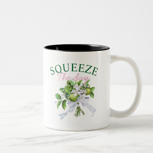 Squeeze The Day Coffee Mug: Funny Lemon Quote Zweifarbige Tasse (Rechts)
