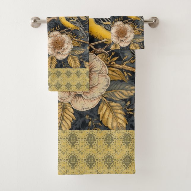 Squirrel and Yellow Canary with Flowers Pattern Badhandtuch Set (Insitu)