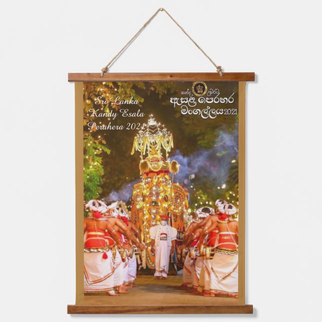 Sri Lanka Kandy Esala Perahera 2021 Wandteppich Mit Holzrahmen (Vorderseite)