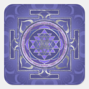 Sri Yantra/Sri Chakra lila und silbern Quadratischer Aufkleber