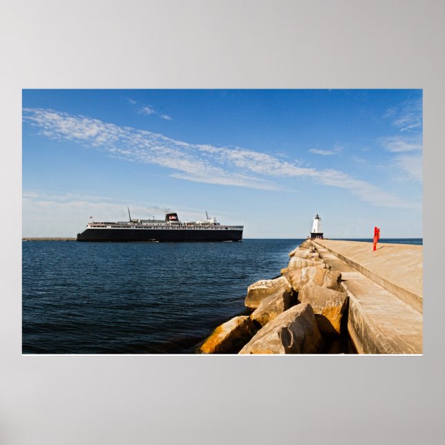 SS Badger Car Ferry & Ludington, MI Lighthouse Poster (Vorne)