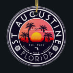 St Augustine Beach Florida Palmen Bäume Retro Sonn Keramik Ornament<br><div class="desc">Diese maßgeschneiderten St Augustine Florida Retro 60er Palmen Souvenirs. St. Augustine Florida, Retro Strandsouvenirs. Reisedesign für Sommerfreunde. Dieses Retro-Vintage Design ist eine großartige Idee für Ferien, Geburtstag und Sommerurlaub. - Sie können die Vorlage personalisieren, indem Sie einen Namen Ihrer Stadt oder Position, Jahr hinzufügen und Text hinzufügen, um sie besonders...</div>