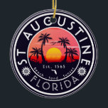 St Augustine Beach Florida Palmen Bäume Retro Sonn Keramik Ornament<br><div class="desc">Diese maßgeschneiderten St Augustine Florida Retro 60er Palmen Souvenirs. St. Augustine Florida, Retro Strandsouvenirs. Reisedesign für Sommerfreunde. Dieses Retro-Vintage Design ist eine großartige Idee für Ferien, Geburtstag und Sommerurlaub. - Sie können die Vorlage personalisieren, indem Sie einen Namen Ihrer Stadt oder Position, Jahr hinzufügen und Text hinzufügen, um sie besonders...</div>