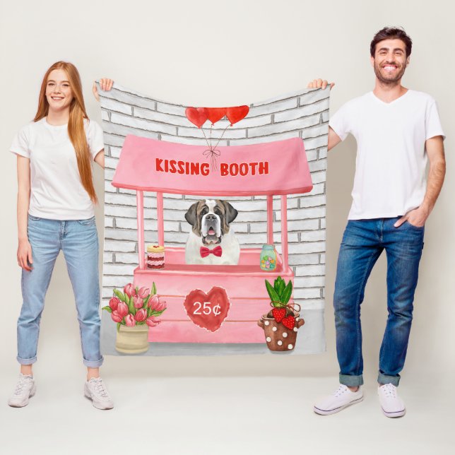 St. Bernard Dog Valentine's Day Kissing Booth Fleecedecke (Beispiel)