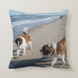St.Bernard Throw Pillow Kissen