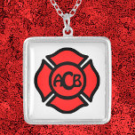 St. Florian-Kreuz mit Monogramm Versilberte Kette<br><div class="desc">Das St. Florian's Cross ist weltweit als Emblem von Feuerwehrleuten und Feuerwehr anerkannt. Wir bieten vier Varianten an: alle rot mit einem für die Monogrammatisierung geeigneten Zentrum, rot mit einem leeren Zentrum für die Beilage eines Fotos, rot mit einem weißen Band in der Mitte, der bereit ist, Ihren Text zu...</div>