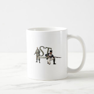 St.gamer-Logo, hinter Tasse