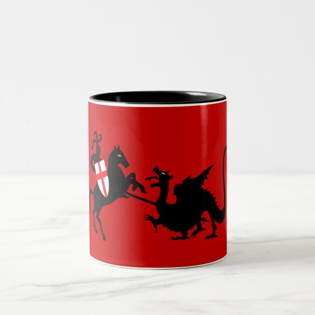 St George und der Drache Zweifarbige Tasse (Mittel)