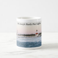 St Josephnordpier beleuchtet Tasse