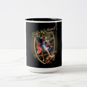 ST MICHAEL DER ERZENGEL VERTEIDIGEN US IM KAMPF ZWEIFARBIGE TASSE