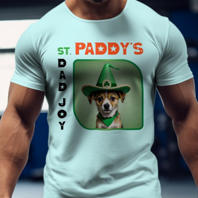 St. Paddy's Day joy - Leprechaun's Pot of Fun T-Shirt (Von Creator hochgeladen)