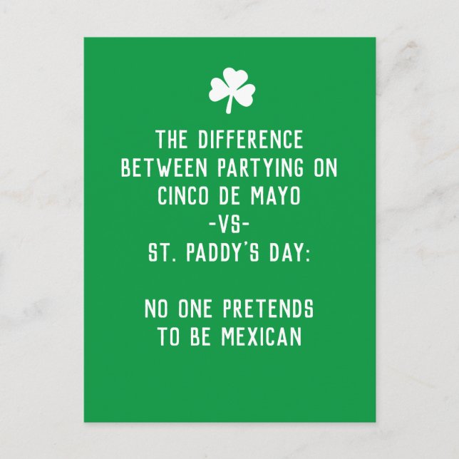 St Paddy's Day vs Cinco de Mayo Postkarte (Vorderseite)