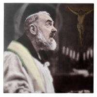 ST. PADRE PIO MASSE FEIERND