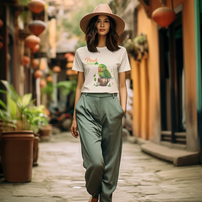 St Patrick Birdie Green Parrot Pinch Proof Tri-Blend Shirt (Von Creator hochgeladen)