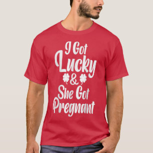 St Patrick Day Lucky Couple Pregnancy Ankündigung T-Shirt