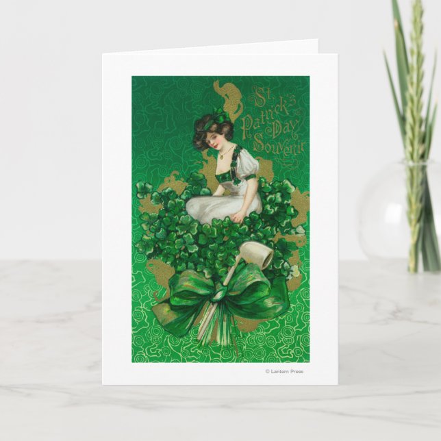 St. Patrick Day Souvenir Frau auf Clover Scene Karte (Vorderseite)
