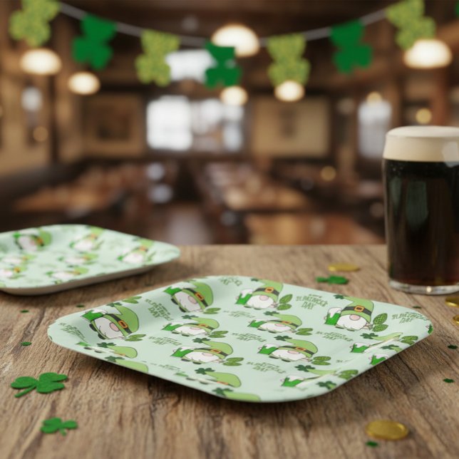 St. Patrick’s Day Gnome Paper Plate Pappteller (Von Creator hochgeladen)