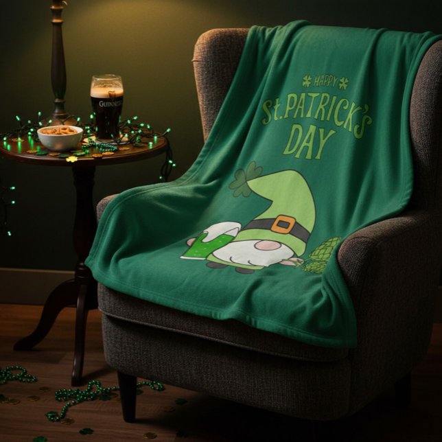 St. Patrick’s Day Green Fleece Blanket with Gnome  (Von Creator hochgeladen)