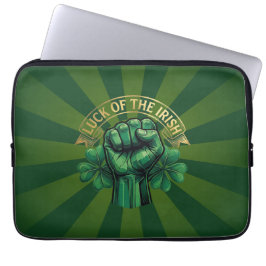 St. Patrick’s Day Luck of the Irish Fist Shamrock Laptopschutzhülle