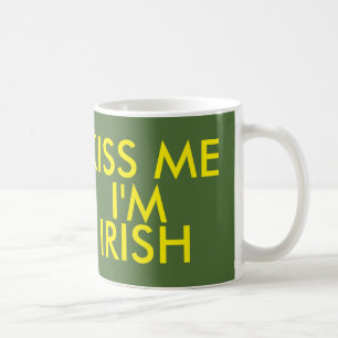 St Patrick Tageskaffee-Tassen, küssen mich, den Kaffeetasse