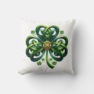 St. Patrick's Clover Kissen