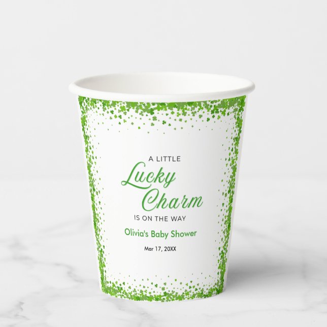 St Patrick's Day A Little Lucky Charm Baby Shower  Pappbecher (Vorderseite)