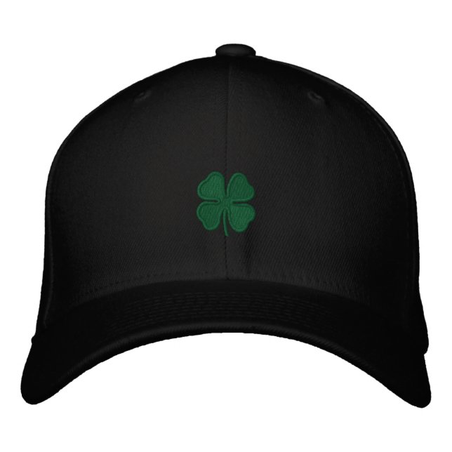 St. Patrick's Day bestickt Clover Men's Cap Bestickte Kappe (Vorderseite)