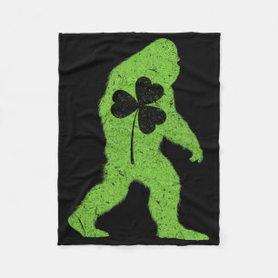 St. Patricks Day Bigfoot Shamrock Männer Frauen Ki Fleecedecke