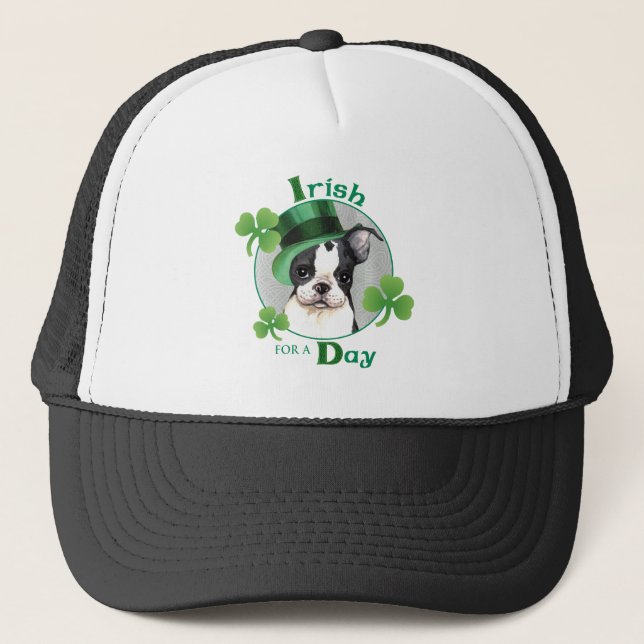 St. Patrick's Day Boston Terrier Truckerkappe (Vorderseite)