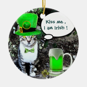 ST PATRICK'S DAY CAT WITH GREEN IRISH BEER KERAMIK ORNAMENT