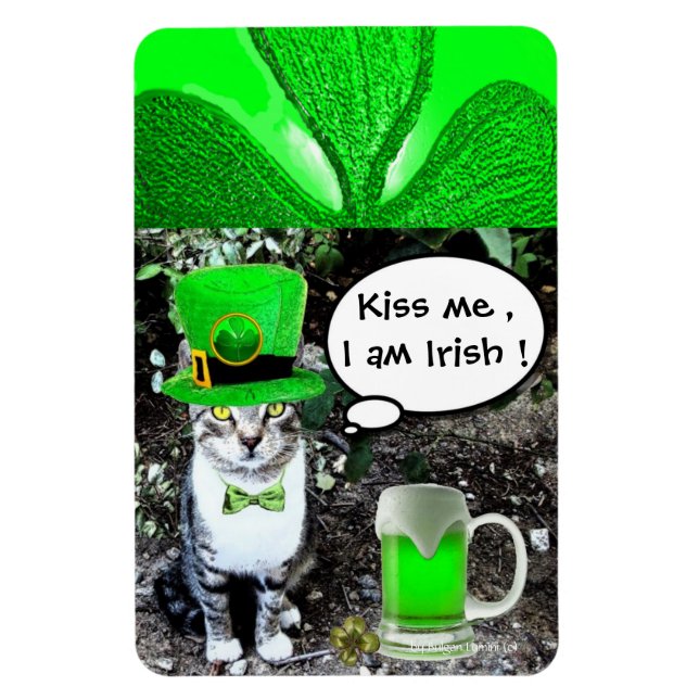 ST PATRICK'S DAY CAT WITH GREEN IRISH BEER MAGNET (Vertikal)