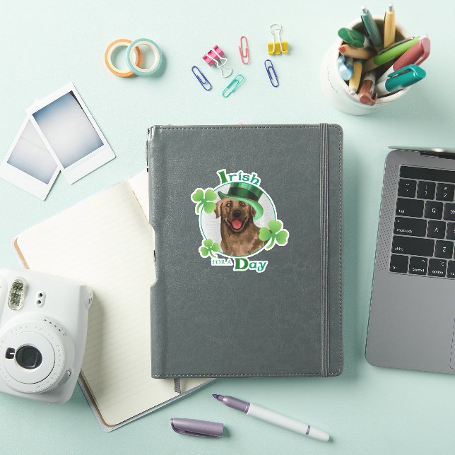 St. Patrick's Day Chocolate Labrador Vinyl Sticker (iPad Hülle)
