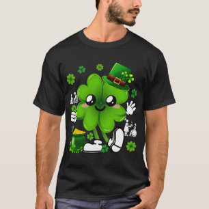 St. Patricks Day Clovers Social Worker Kleeblatts  T-Shirt