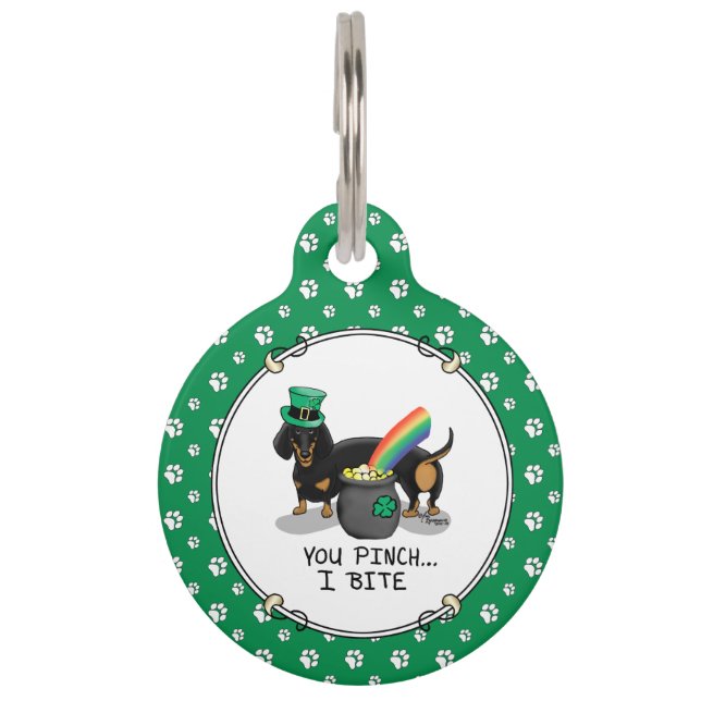 St. Patrick's Day Dackel (schwarz & tan) Haustiermarke (Vorderseite)