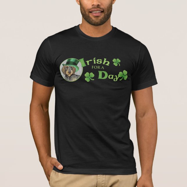 St. Patrick's Day Drahthaar Dackel T-Shirt (Vorderseite)