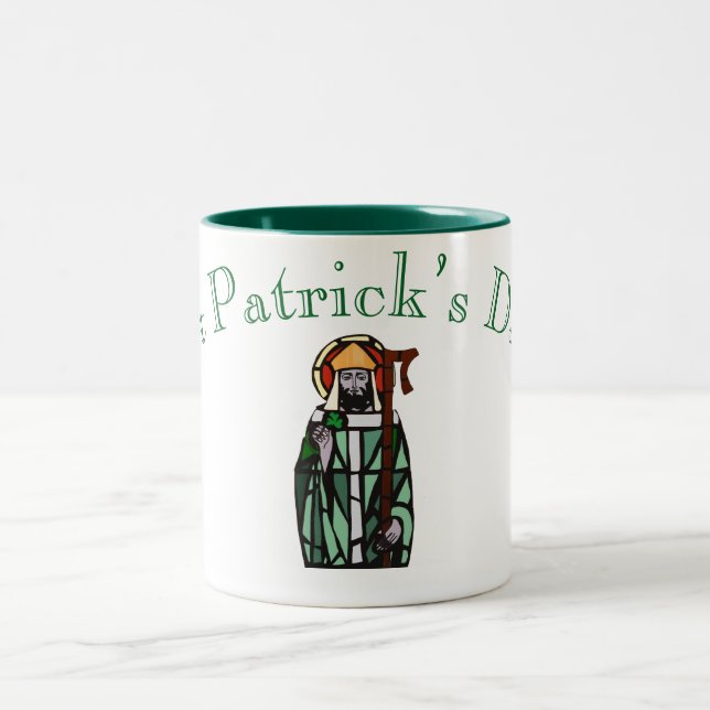 St Patricks Day - Glasfensterdesign Zweifarbige Tasse (Mittel)