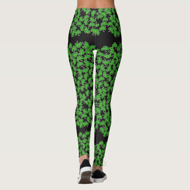 St Patricks Day Green Kleeblatt Pattern auf Schwar Leggings (Rückseite)