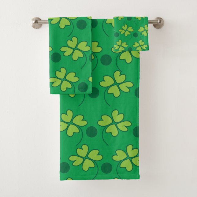 St Patricks Day Green Vierblättriges Kleeblatt Badhandtuch Set (Insitu)
