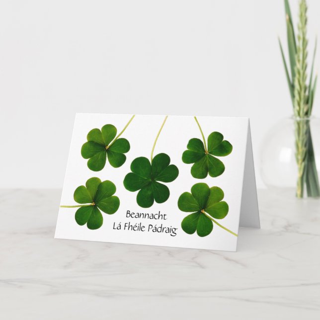 St. Patrick's Day in Irish Gaelic Kleeblatts Karte (Vorderseite)