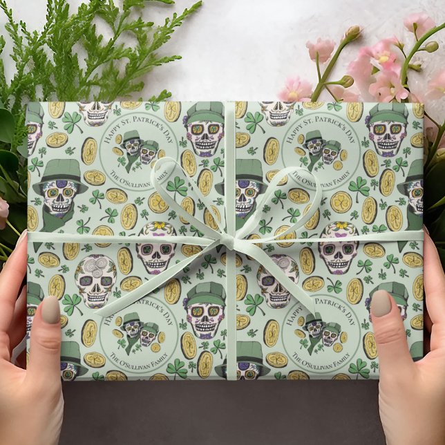 St Patrick's Day Irish Sugar Skull Custom Geschenkpapier (Custom St Patrick's Hand-Drawn Design in Black Ink. Irish Sugar Skulls Dressed in Hats & Scarves. )