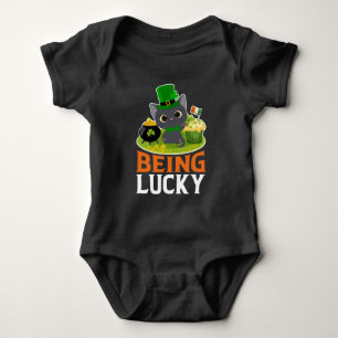 St. Patrick's Day ist glücklich Baby Strampler