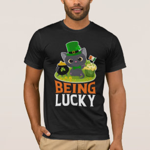 St. Patrick's Day ist glücklich T-Shirt