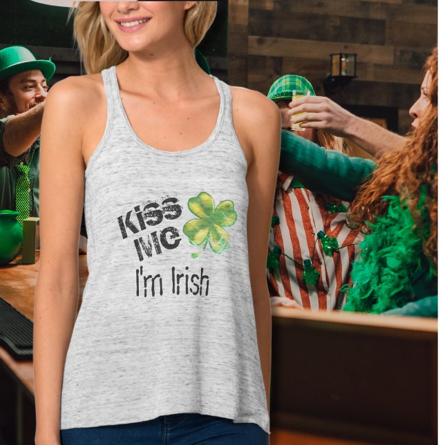 St. Patrick's Day Kiss Me Ich bin Irin, Kleeblatt Tank Top (Von Creator hochgeladen)