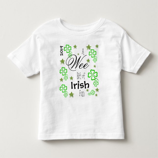 St Patrick's Day Kleinkinder T - Shirt mit Jahr (Vorderseite)
