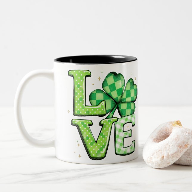 St. Patrick's Day Liebe Green Irish Zweifarbige Tasse (Mit Donut)