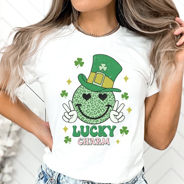 St Patrick's Day Lucky Charm Shirt, Lucky T-Shirt (Von Creator hochgeladen)