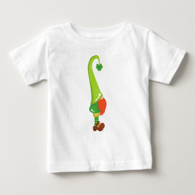 St. Patrick's Day, Lucky Clovers, Niedlicher Gnome Baby T-shirt (Vorderseite)