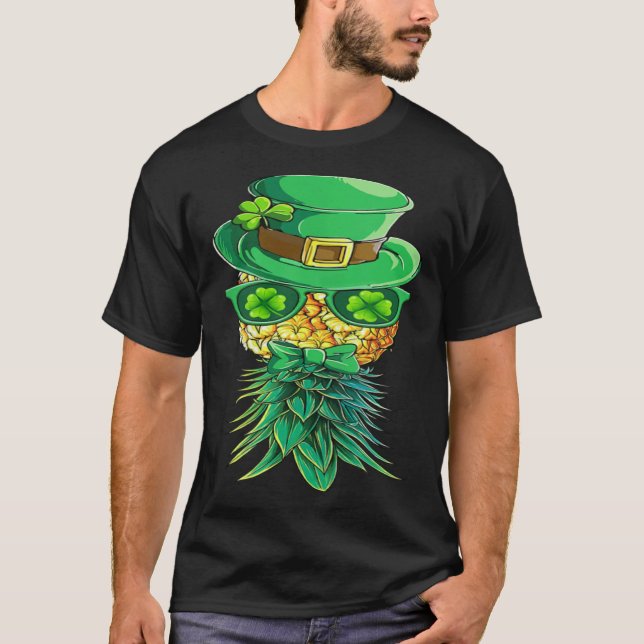 St Patrick's Day Mask Swinger Runter T-Shirt (Vorderseite)
