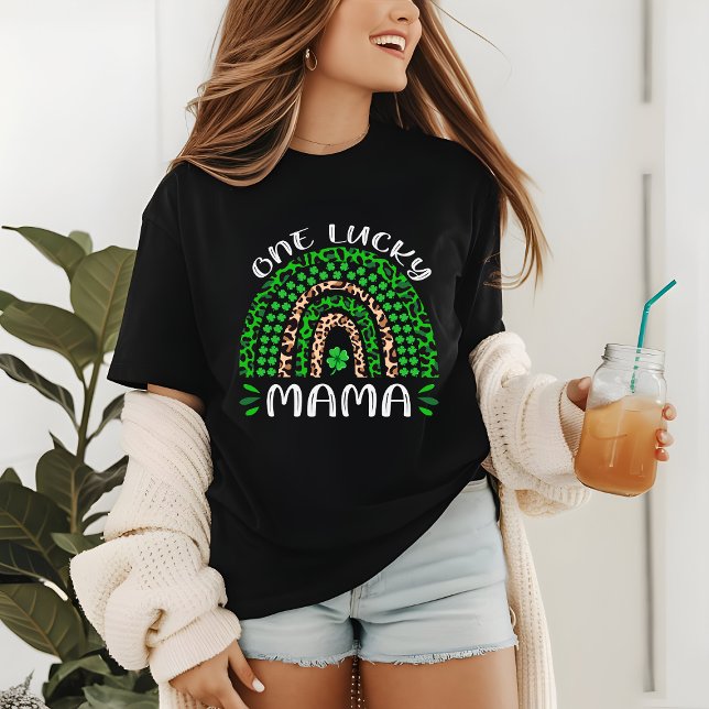 St Patricks Day One Lucky Mama Green Boho Rainbow Tri-Blend Shirt (Von Creator hochgeladen)