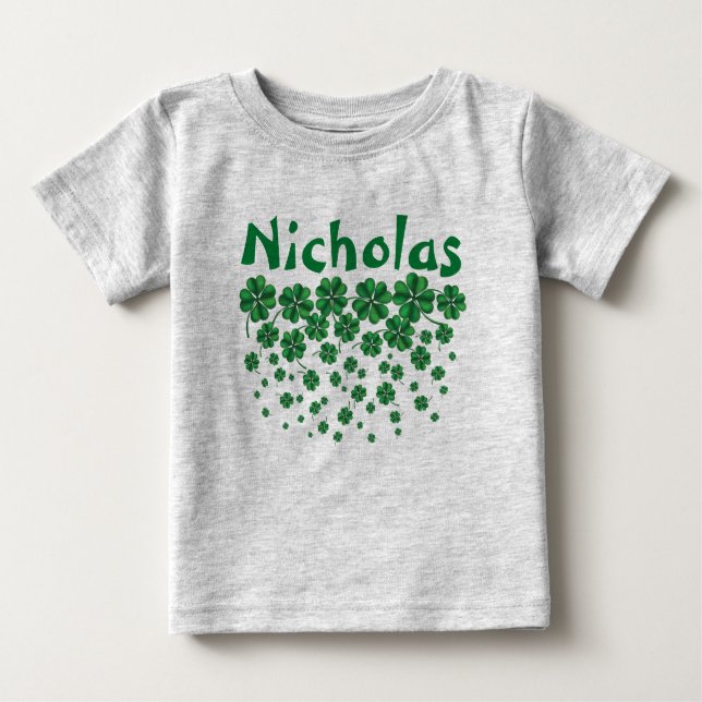 St. Patrick's Day Personalisierter Name mit Kleebl Baby T-shirt (Vorderseite)